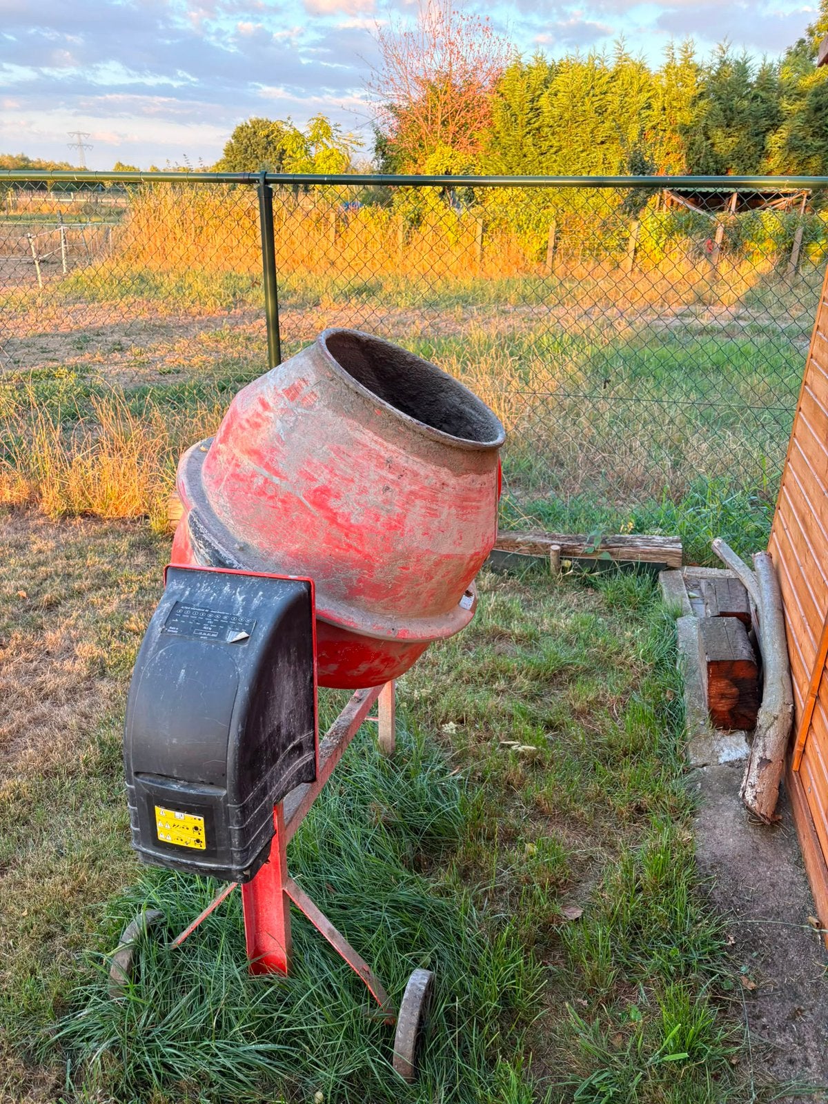 Te koop: gebruikte betonmolen, Doe-het-zelf en Verbouw, Betonmolens, Ophalen, Gebruikt