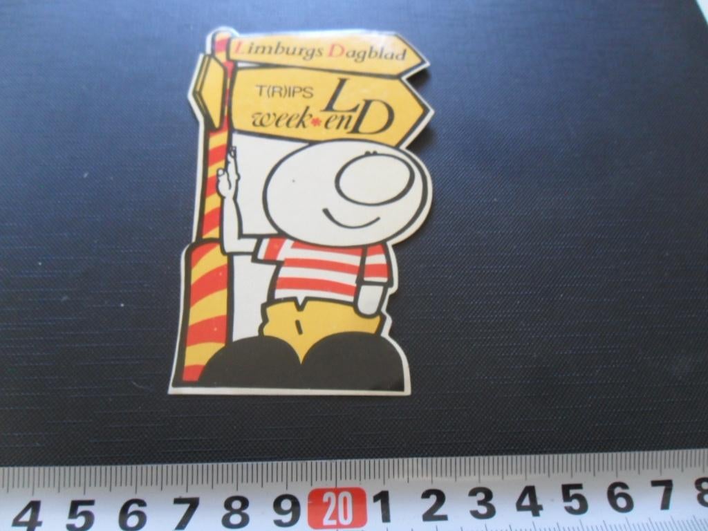 sticker Limburgs Dagblad T(R)ips week Len D, Ophalen, Zo goed als nieuw