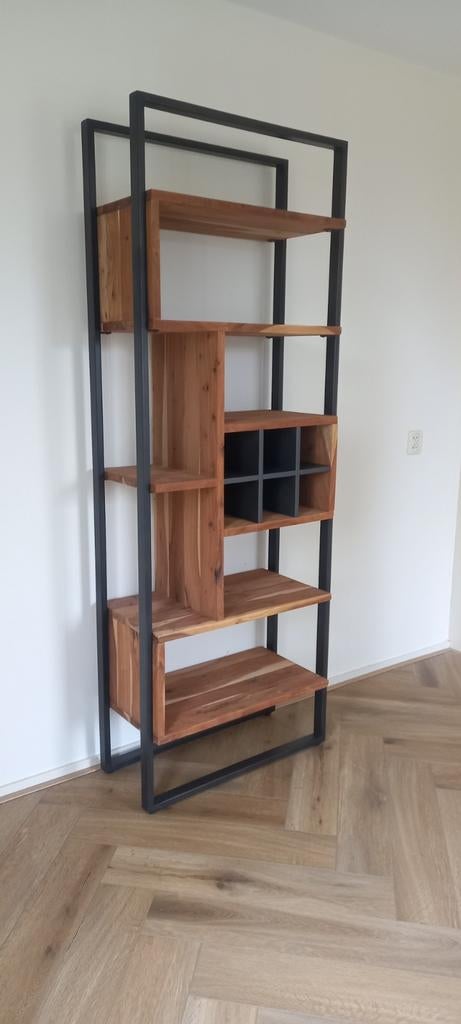 Mooie open kast, Ophalen, Met plank(en), 50 tot 100 cm, Zo goed als nieuw