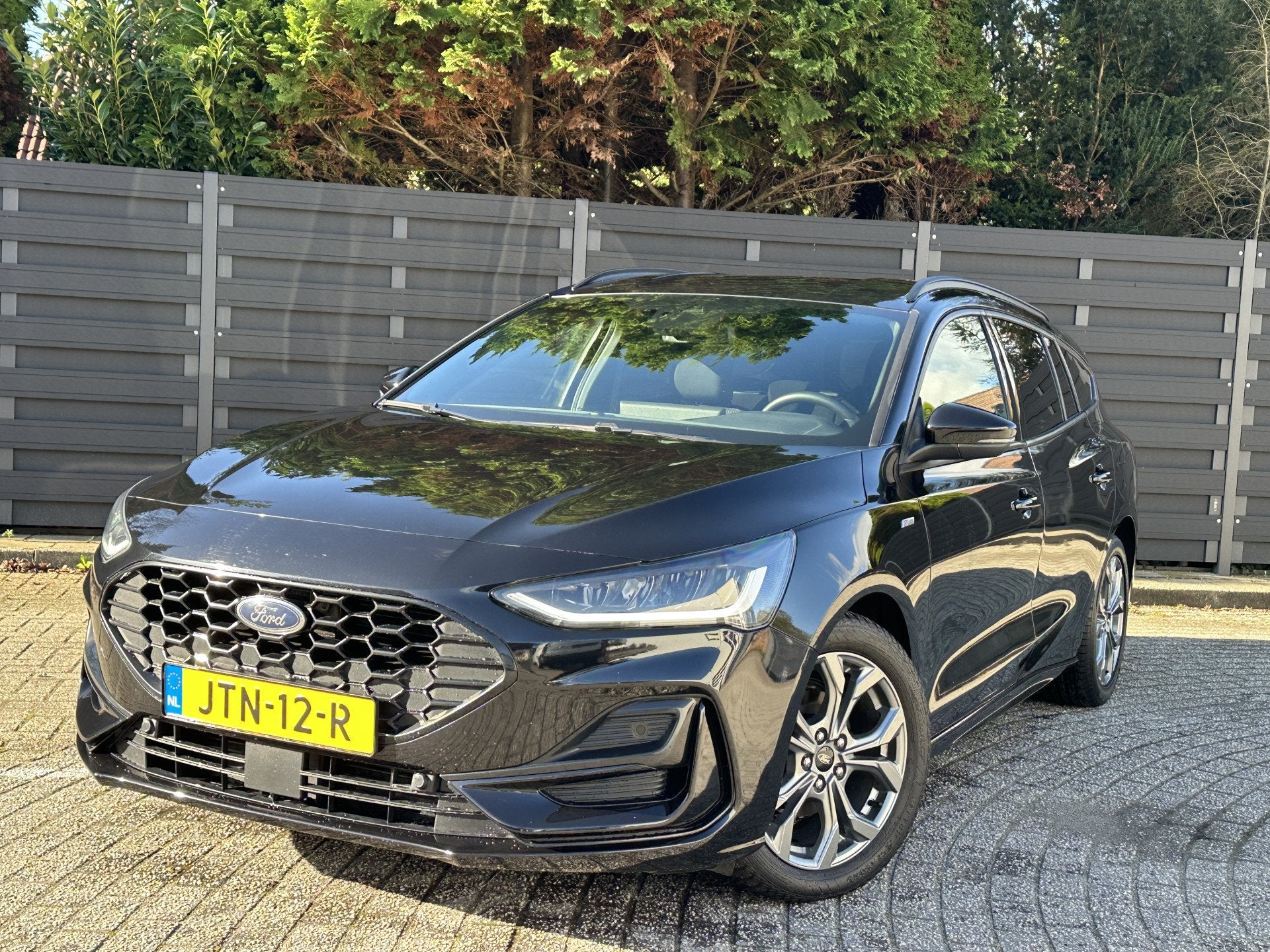 Ford FOCUS Wagon 125PK EcoBoost Hybrid ST Line | NW Model |, Auto's, 12 maanden, Gebruikt, Zwart, Handgeschakeld