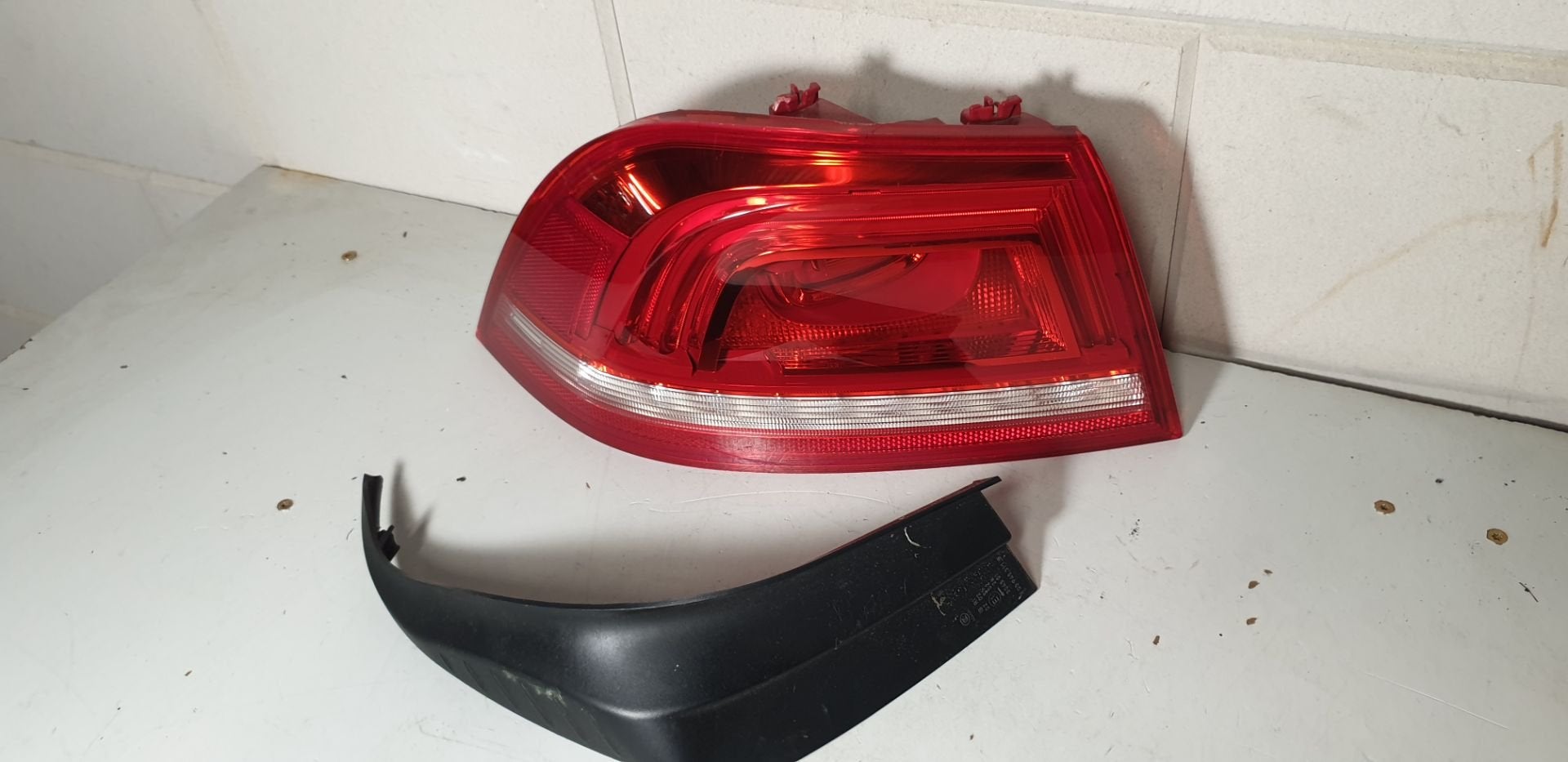 Achterlicht VW Eos facelift 1q0945095 links buiten bestuurde
