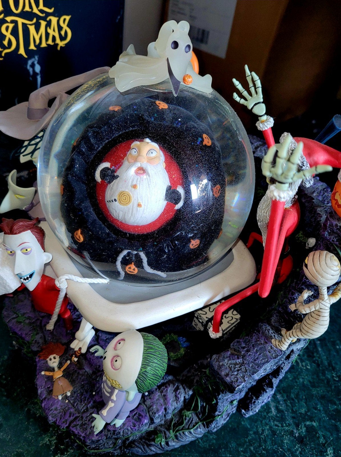 Prachtige Nightmare before Christmas Disney snowglobe !, Ophalen, Overige figuren, Nieuw, Overige typen