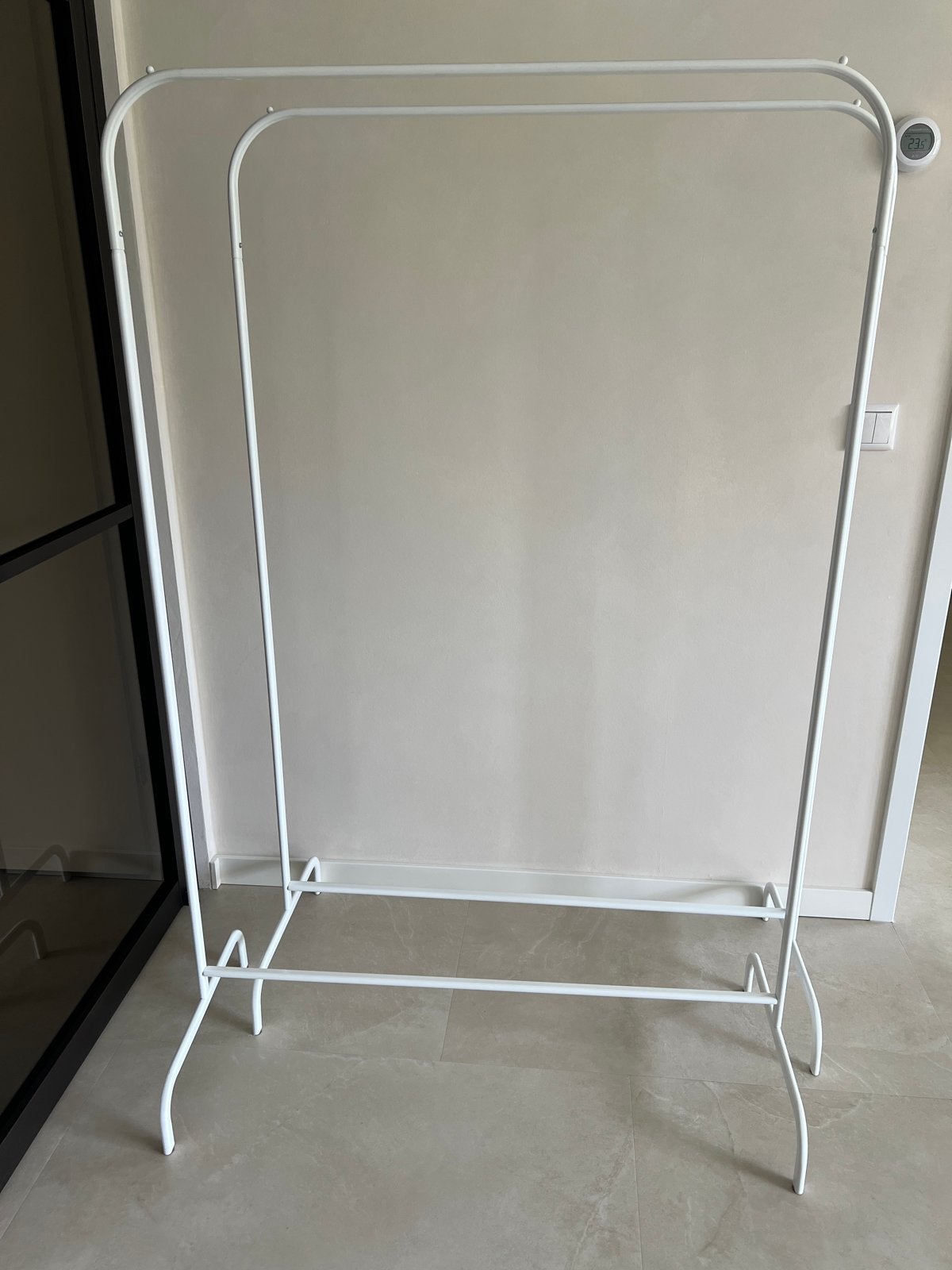 Ikea Mulig 2 witte kledingrekken, Kleding | Dames, Kledingrekken, Gebruikt, Ophalen