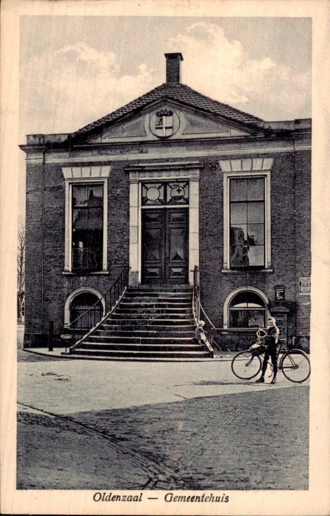 Oldenzaal - Gemeentehuis - Voorgevel, Ophalen of Verzenden, Voor 1920, Ongelopen, Overijssel