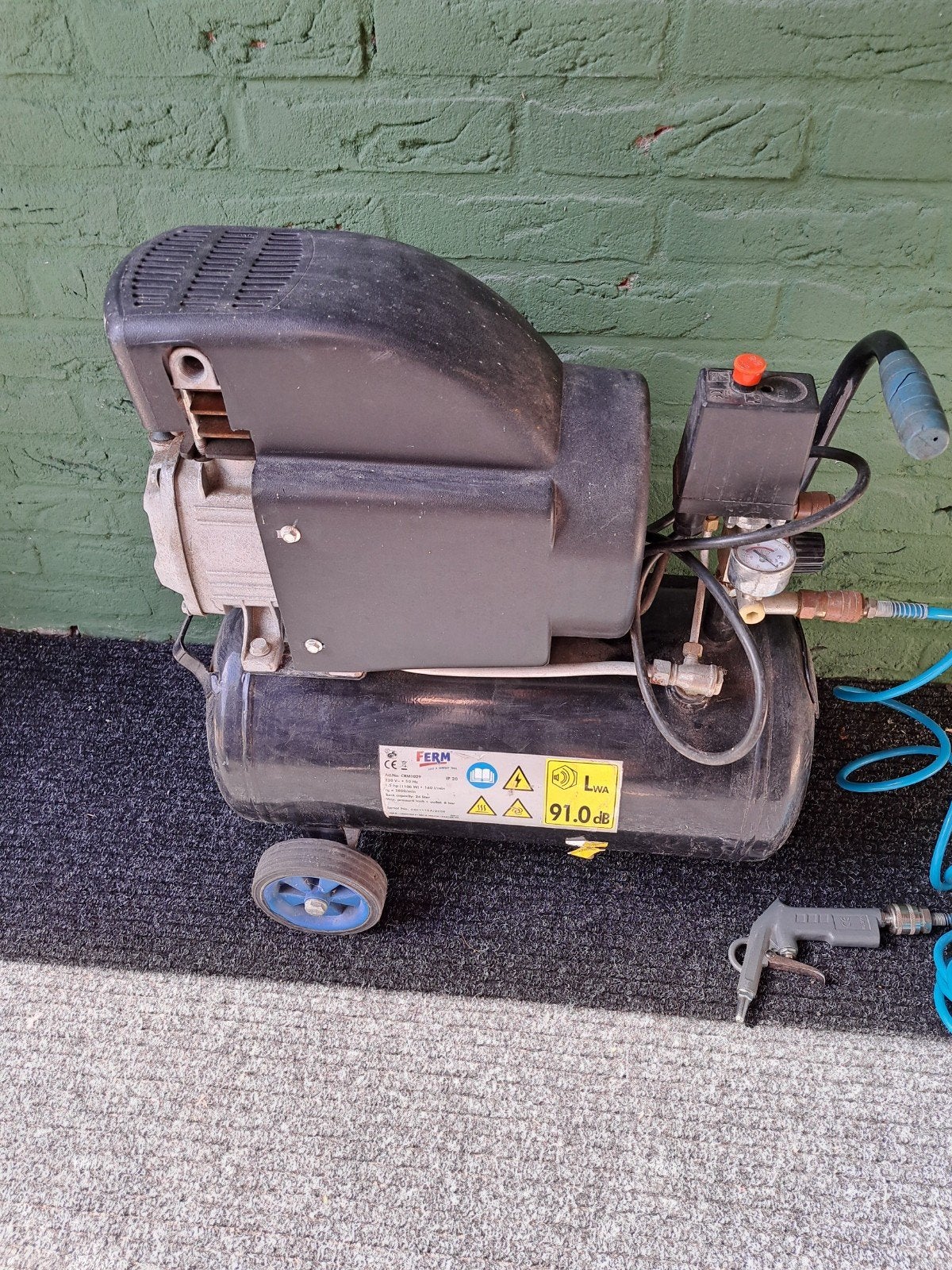 Compressor voor elke klusser!, Doe-het-zelf en Verbouw, Compressors, Ophalen