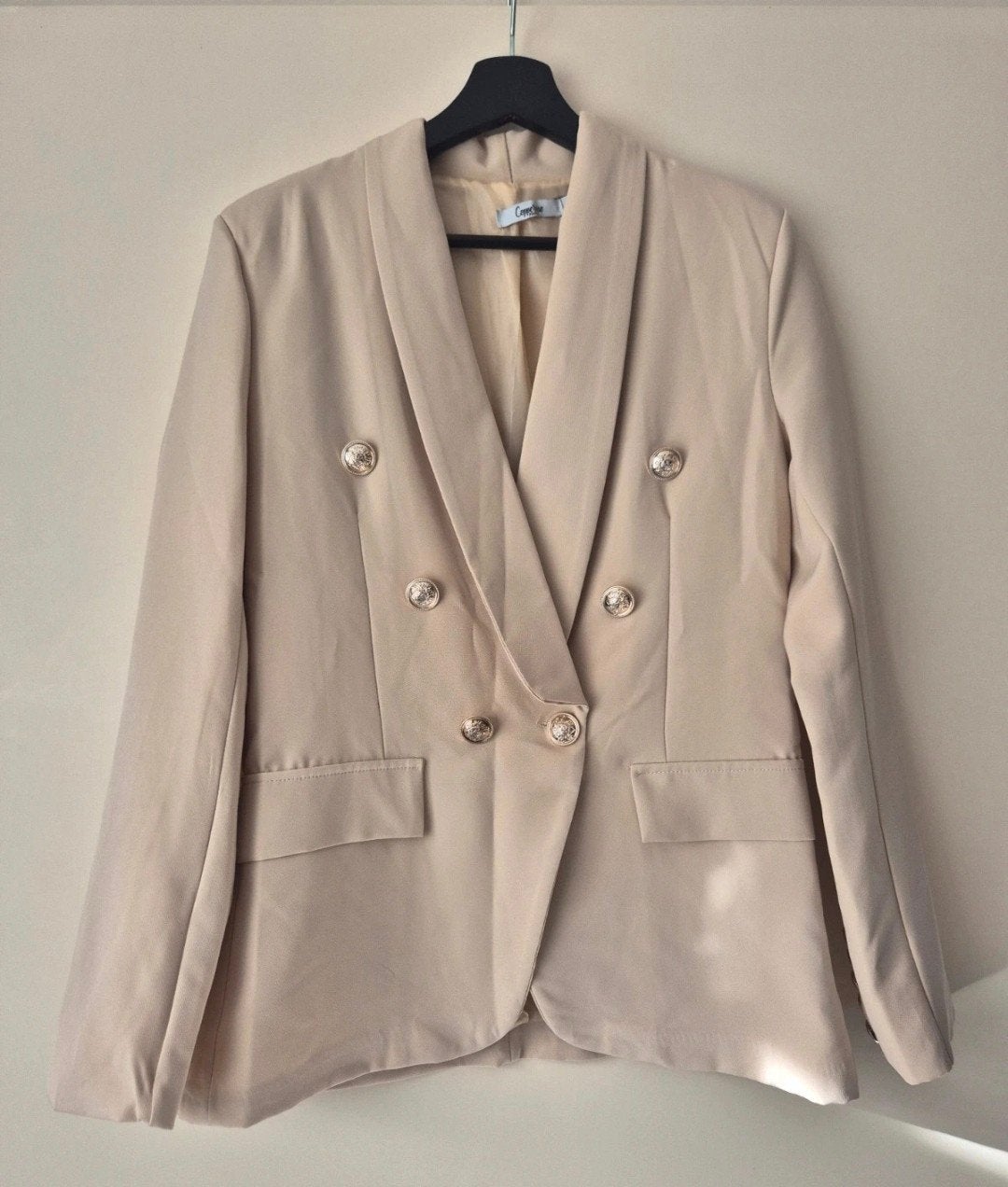 Stijlvol Beige Jasje met Gouden Knopen - Copperose Paris, Beige, Maat 42/44 (L), Ophalen of Verzenden, Zo goed als nieuw
