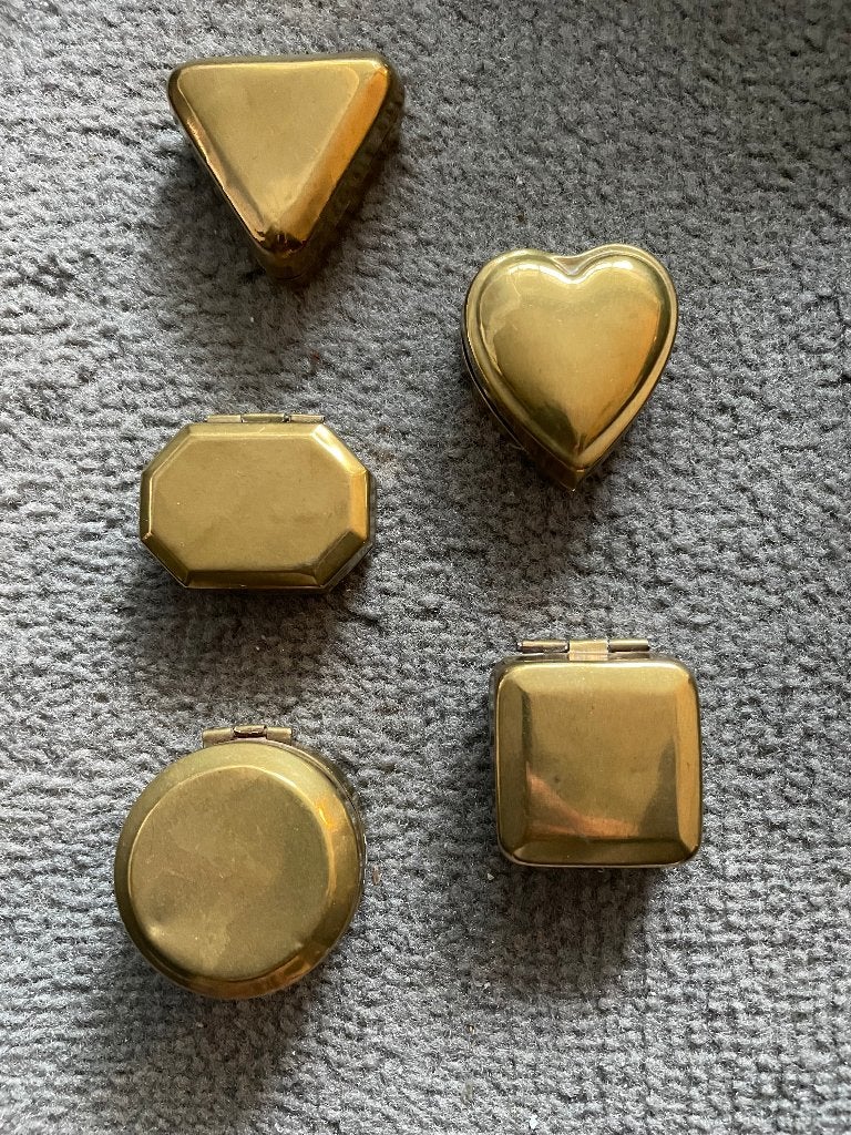 set van 5 vintage koperen pillendoosjes, Antiek en Kunst, Verzenden
