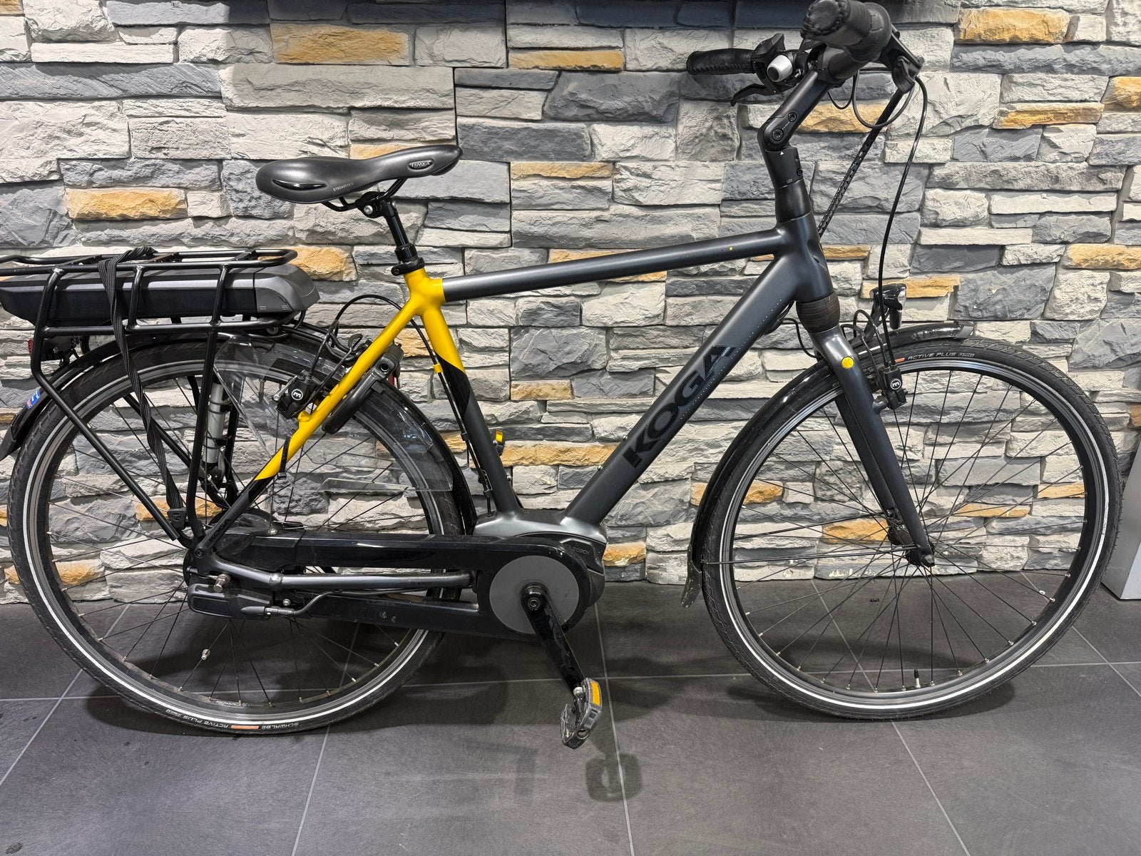 Koga E-Nova 54 cm Bosch ActiveLine Plus E-bike, Fietsen en Brommers, Elektrische fietsen, Gebruikt, 51 tot 55 cm, 50 km per accu of meer