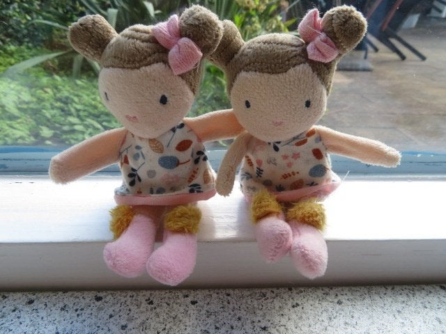 2 x Klein popje van Little Dutch naam Rosa meet ca 10 cm, Little Dutch, Overige typen, Ophalen of Verzenden, Zo goed als nieuw