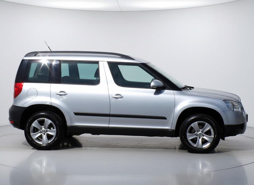 Skoda Yeti 1.2 TSI Ambition Clima/Cruise/Trekhaak!, Euro 5, Stof, Gebruikt, 4 cilinders