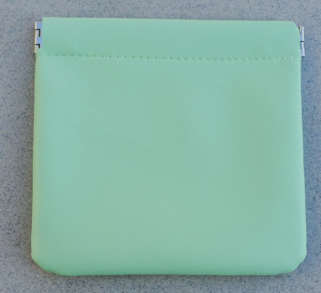 kleingeld portemonnee / knip in 2 kleuren € 3,95 op=op, Sieraden, Tassen en Uiterlijk, Portemonnees, Overige merken, Overige kleuren