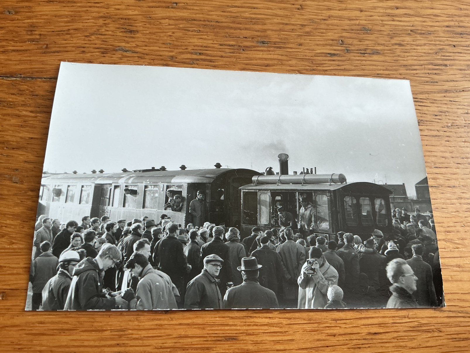 141 Loosduinen stoomtram wagons 1967 Fotokaart, Ophalen of Verzenden, 1960 tot 1980