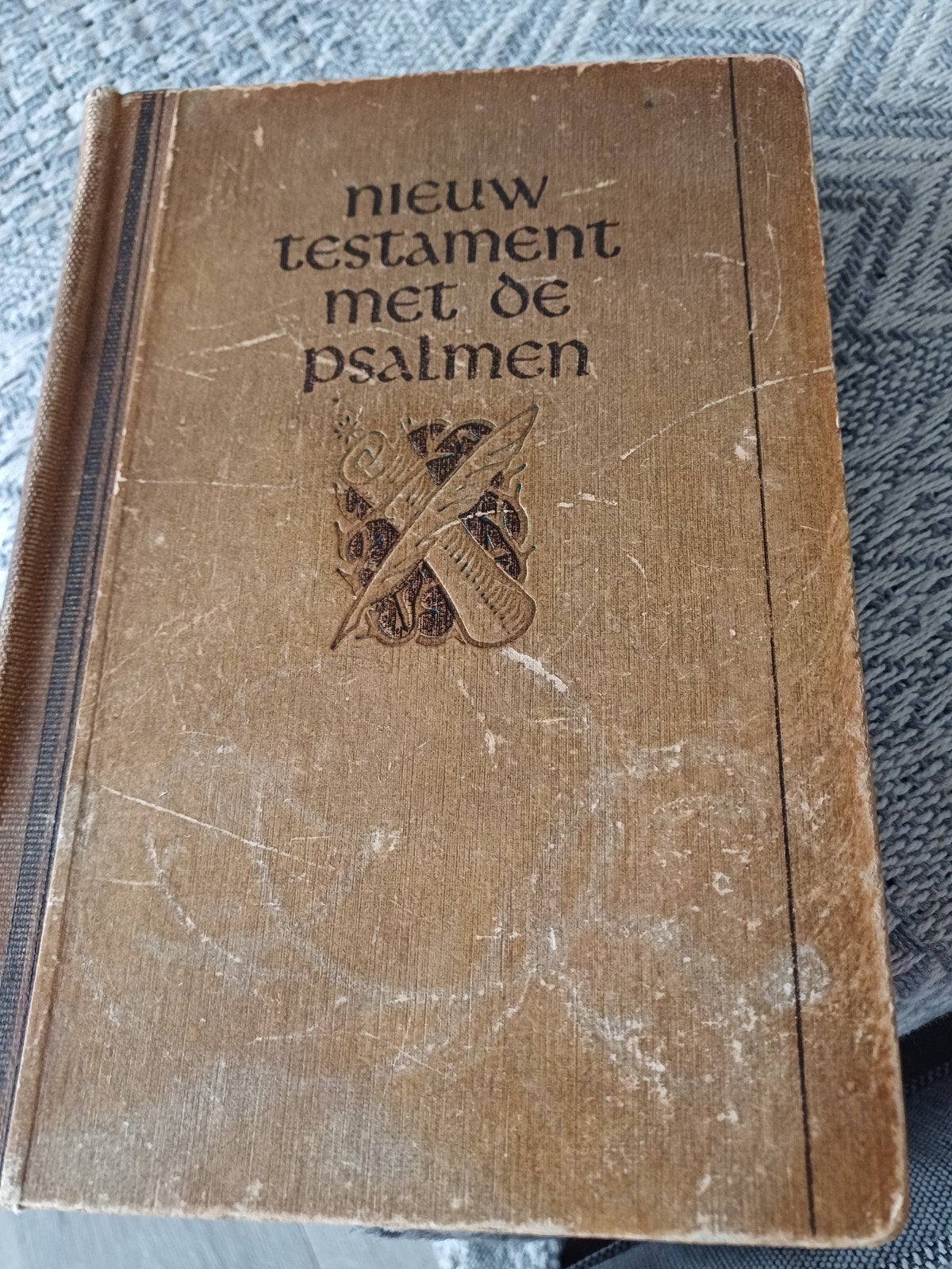 Oude bijbel 1946, Antiek en Kunst, Ophalen of Verzenden