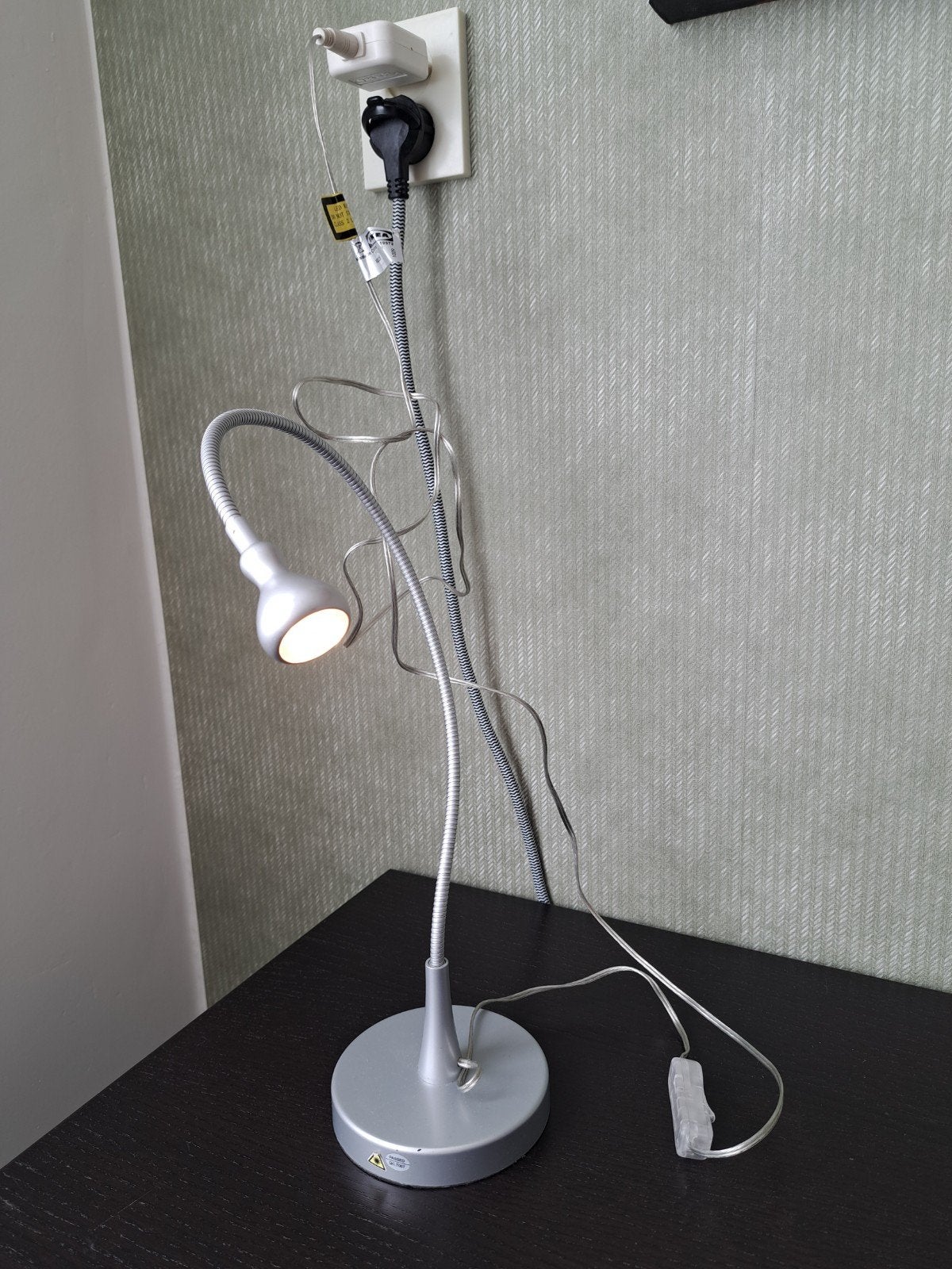 Flexibele zilverkleurige tafellamp met E14 fitting, Ophalen, Inclusief lichtbron, Bureaulamp, Gebruikt