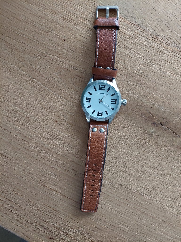 Oozoo horloge lederen band - goede staat. Unisex, Overige merken, Leer, Polshorloge, Ophalen of Verzenden