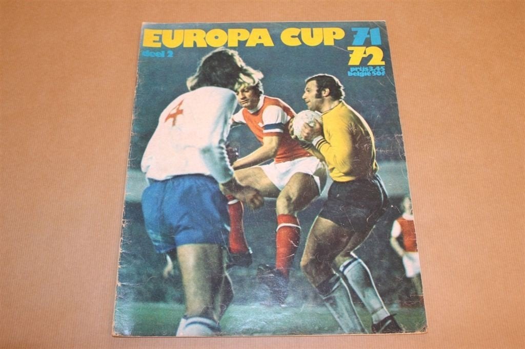 Grote special - Europa Cup 71 72 - Deel 2, Verzamelen, Ophalen of Verzenden, Gebruikt, Buitenlandse clubs, Boek of Tijdschrift
