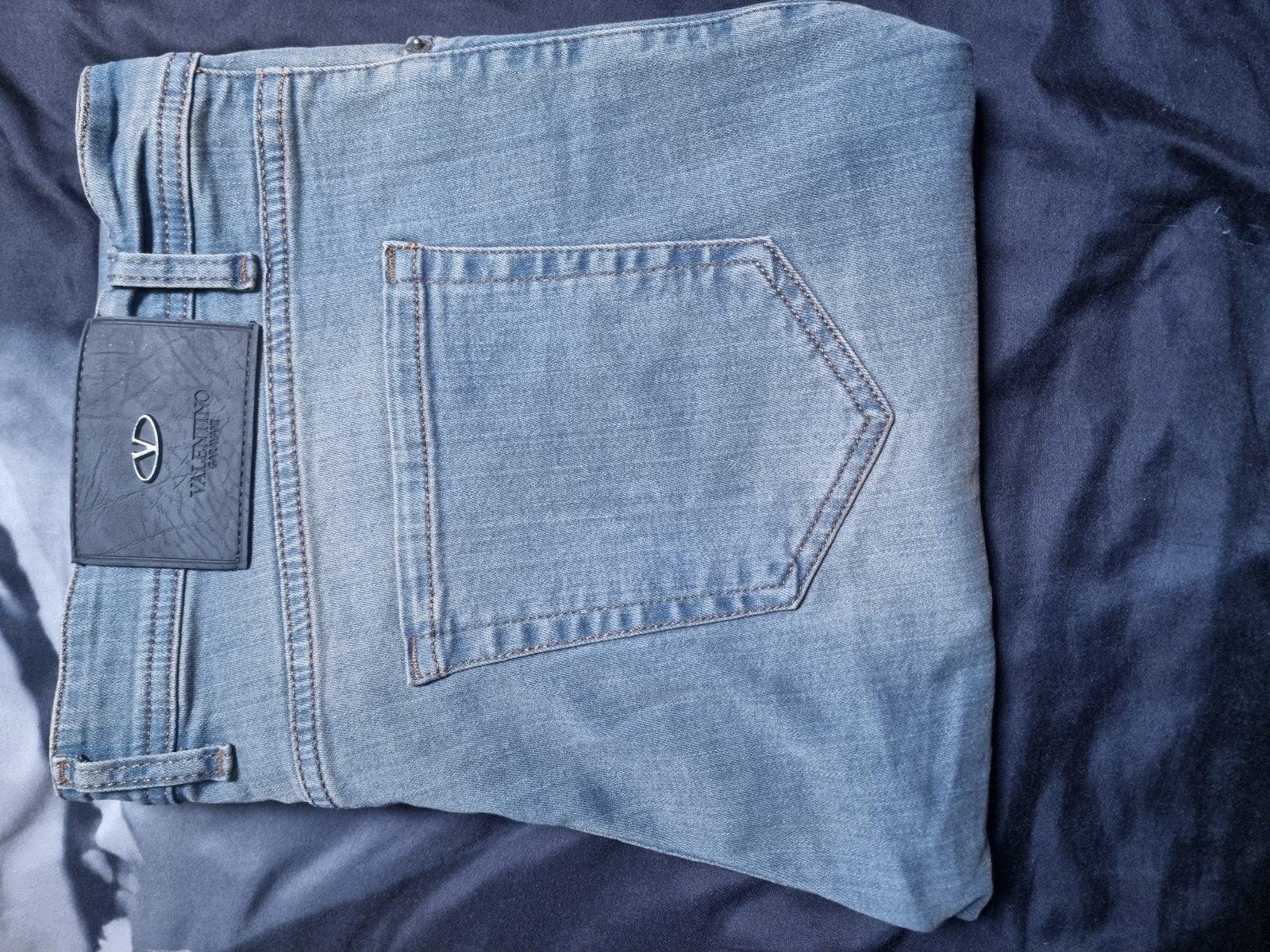 Valentino Jeans W40 L32 - Zo goed als nieuw, Blauw, Valentino, Ophalen of Verzenden, Zo goed als nieuw