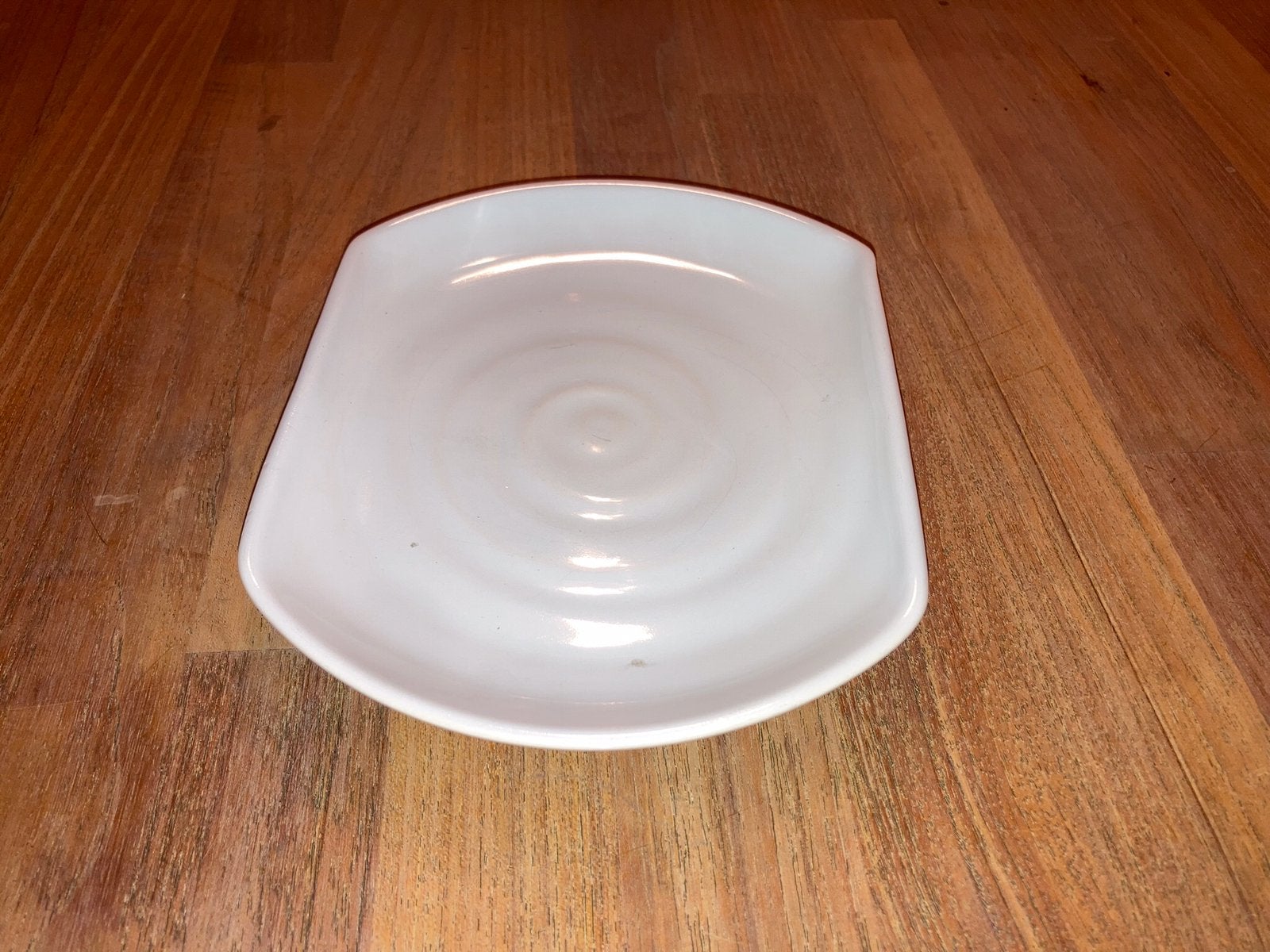 GEZOCHT servies Potterie de Driehoek model Drenthe Wit, Ophalen of Verzenden, Zo goed als nieuw, Bord(en), Overige stijlen