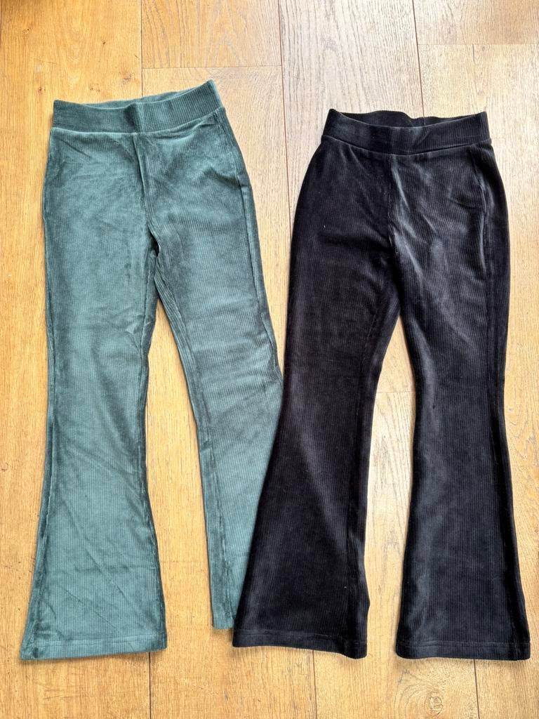 2 broeken maat 134, Ophalen of Verzenden, Zo goed als nieuw, Meisje, Broek