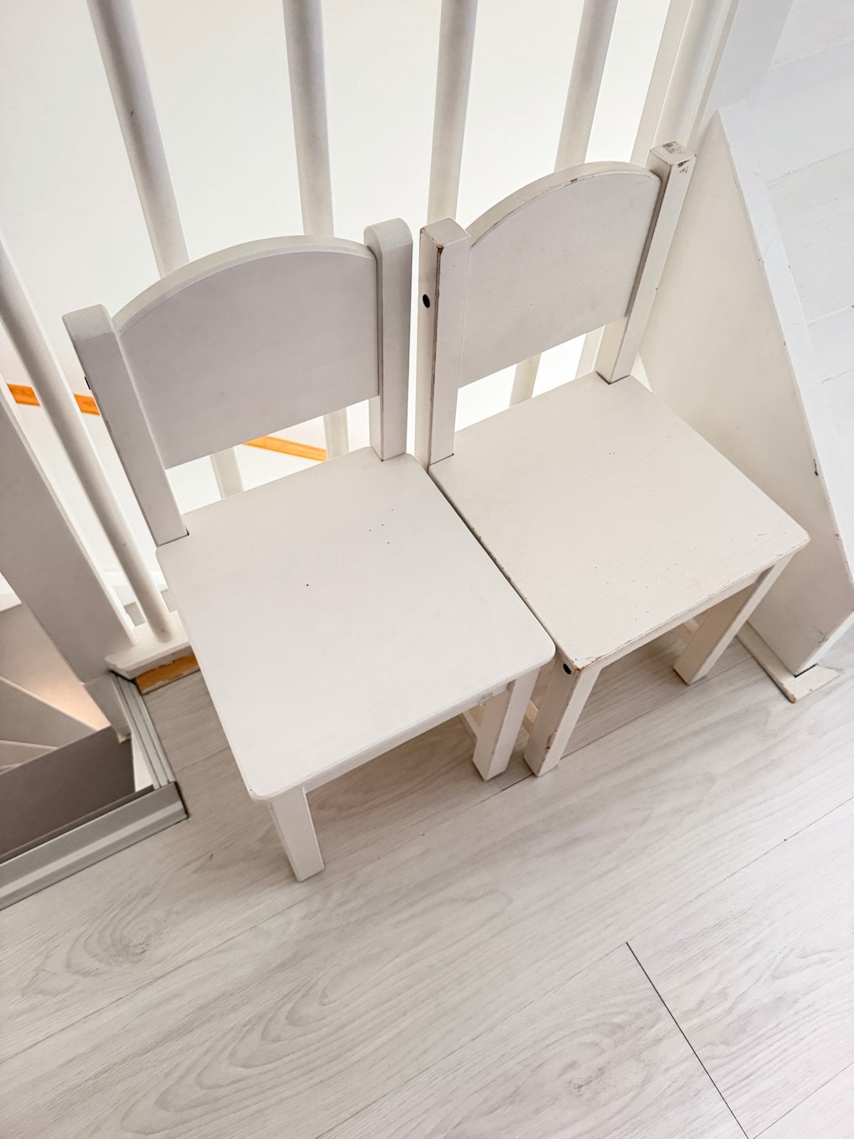 2 Witte houten Kinderstoeltjes - Gebruikt, Ophalen, Gebruikt, Stoel(en)