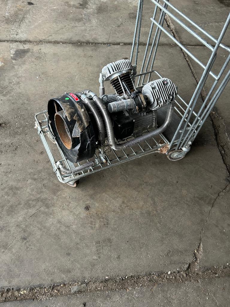 :creemers compressor motor met pomp, Doe-het-zelf en Verbouw, Compressors, 100 liter of meer, Ophalen of Verzenden, Gebruikt