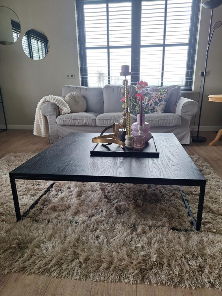 Mooie zwarte stevige salontafel 110x110, Huis en Inrichting, Tafels | Salontafels, 50 tot 100 cm, Zo goed als nieuw, Minder dan 50 cm