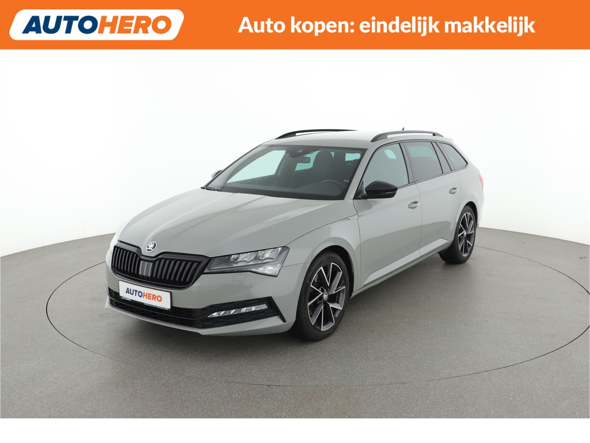 Skoda Superb Combi 1.5 TSI ACT Limited Sportline Business |, Auto's, 4 cilinders, Alcantara, Origineel Nederlands, 1600 kg