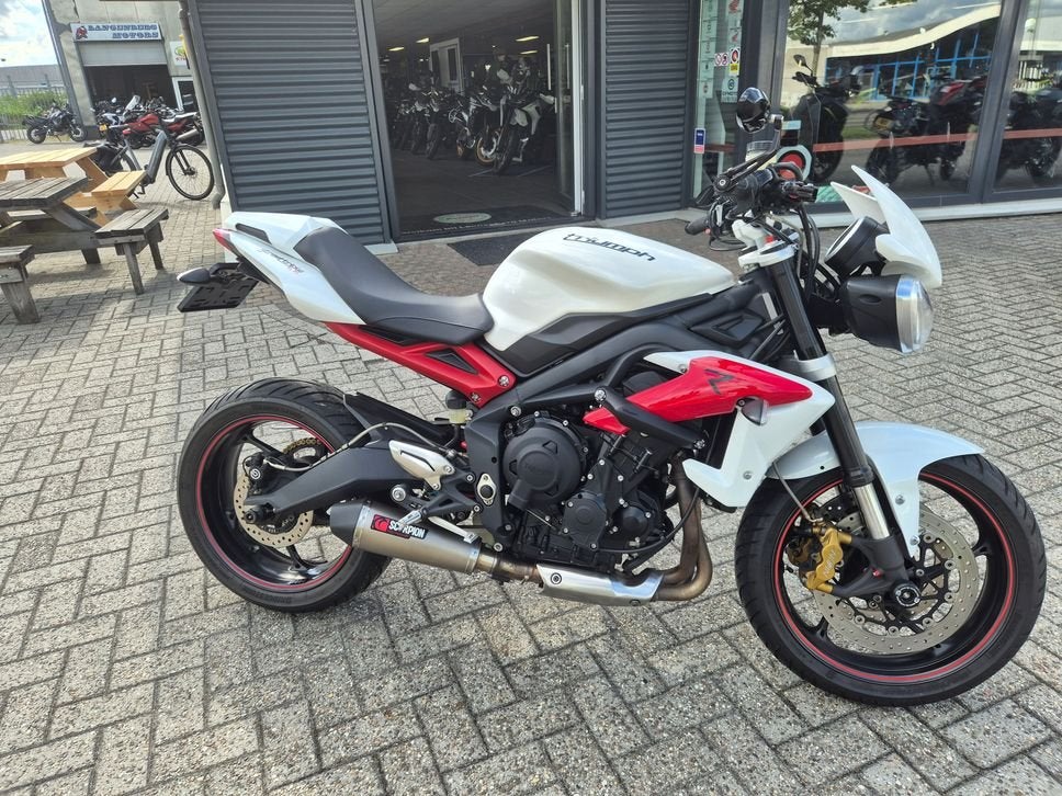 TRIUMPH STREET TRIPLE R ABS (bj 2013) 34,854 km, 675 cc, Motorrijbewijs A, Bedrijf, Meer dan 35 kW