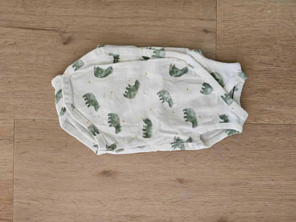 Schattig rompertje prematuur. Alleen ophalen, Ophalen, Jongetje of Meisje, Nacht- of Onderkleding