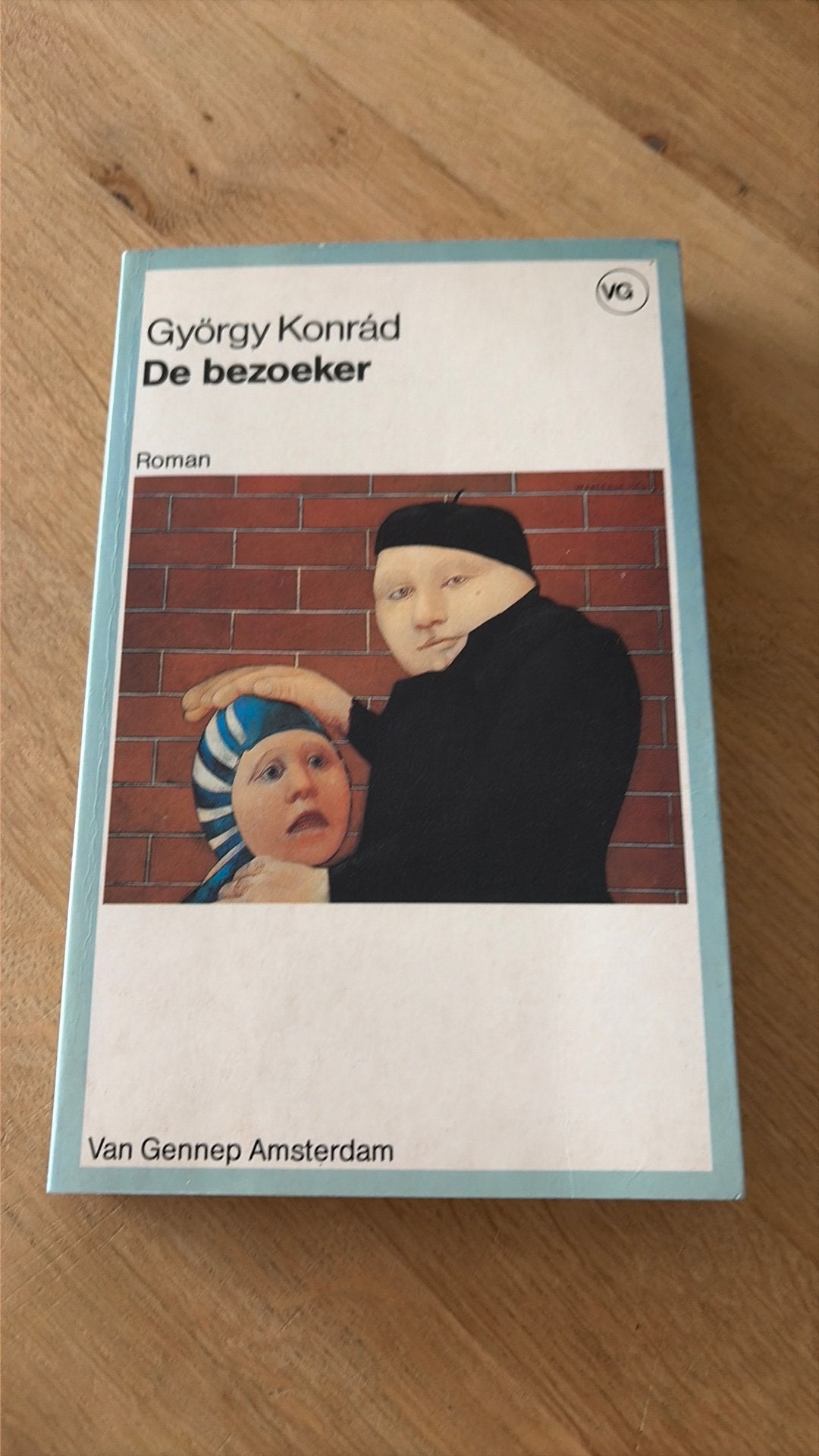 De Bezoeker - György Konrád, Boeken, Ophalen of Verzenden, Gelezen, Europa overig