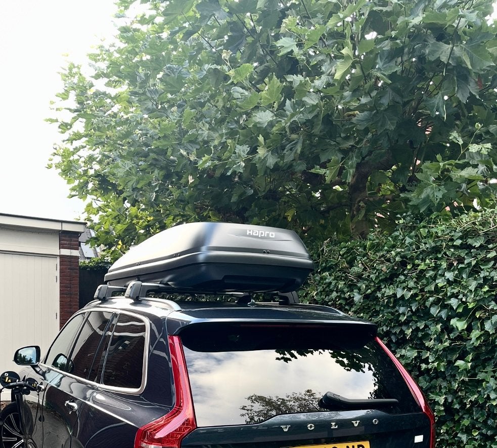 Dakkoffer Hapro Carver 8.5. Zeer groot (550 Liter) te huur, Auto diversen, Ophalen, Zo goed als nieuw