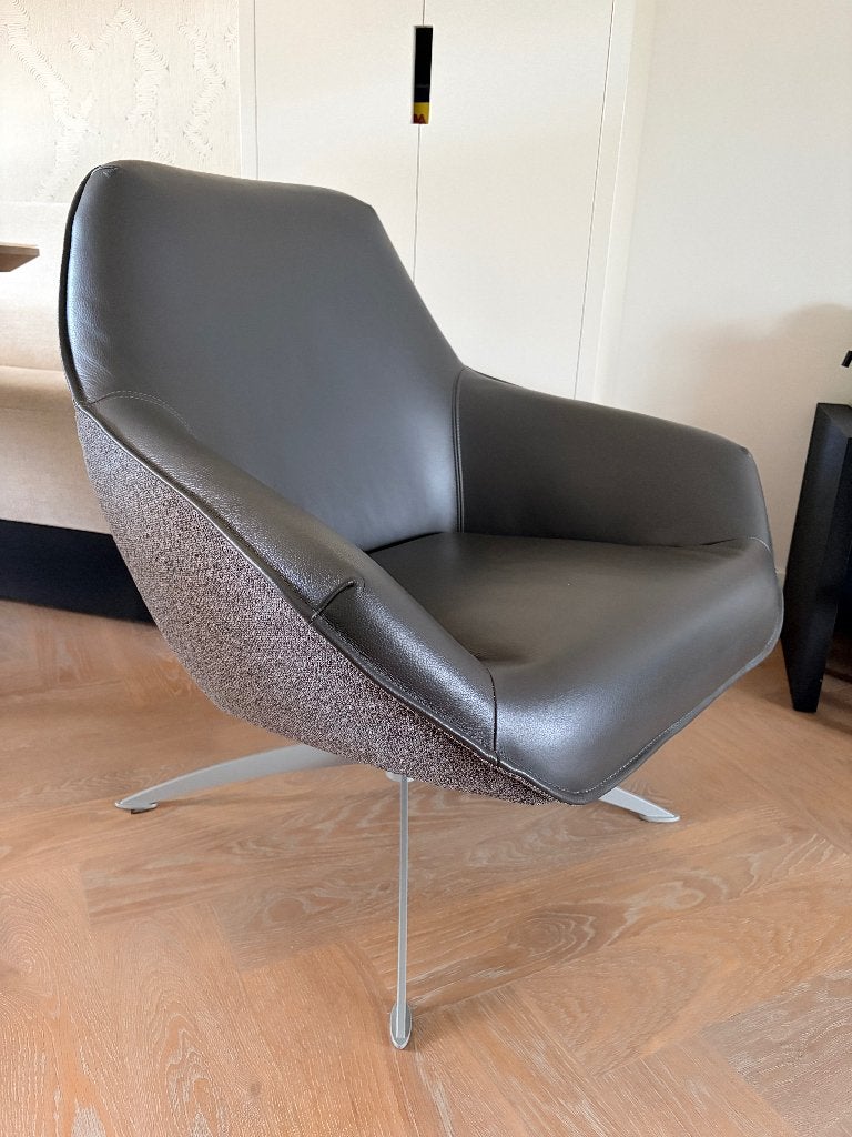 Montèl Maxi draaifauteuil leer/stof, nauwelijks gebruikt, Huis en Inrichting, Fauteuils, Ophalen, Leer, 75 tot 100 cm, Zo goed als nieuw