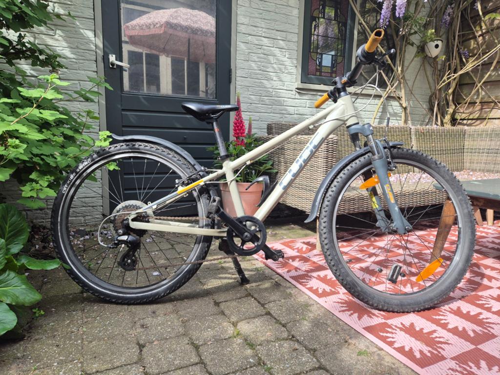 Cube acid 240 kinder fiets / mountainbike, Fietsen en Brommers, Fietsen | Kinderfietsjes, Ophalen of Verzenden, Gebruikt, 20 inch of meer