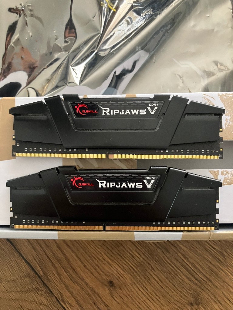 G.Skill Ripjaws DDR4 16GB (2x8GB) 3600MHz CL18 RAM, DDR4, Ophalen of Verzenden, Zo goed als nieuw, Desktop
