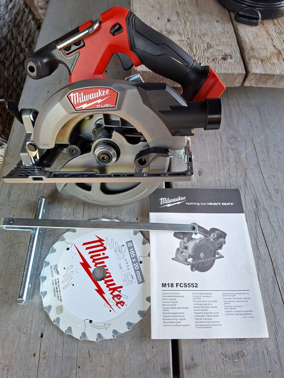 cirkelzaag milwaukee handcircelzaag 18 volt, Cirkelzaag, Nieuw, Ophalen of Verzenden, 30 tot 70 mm