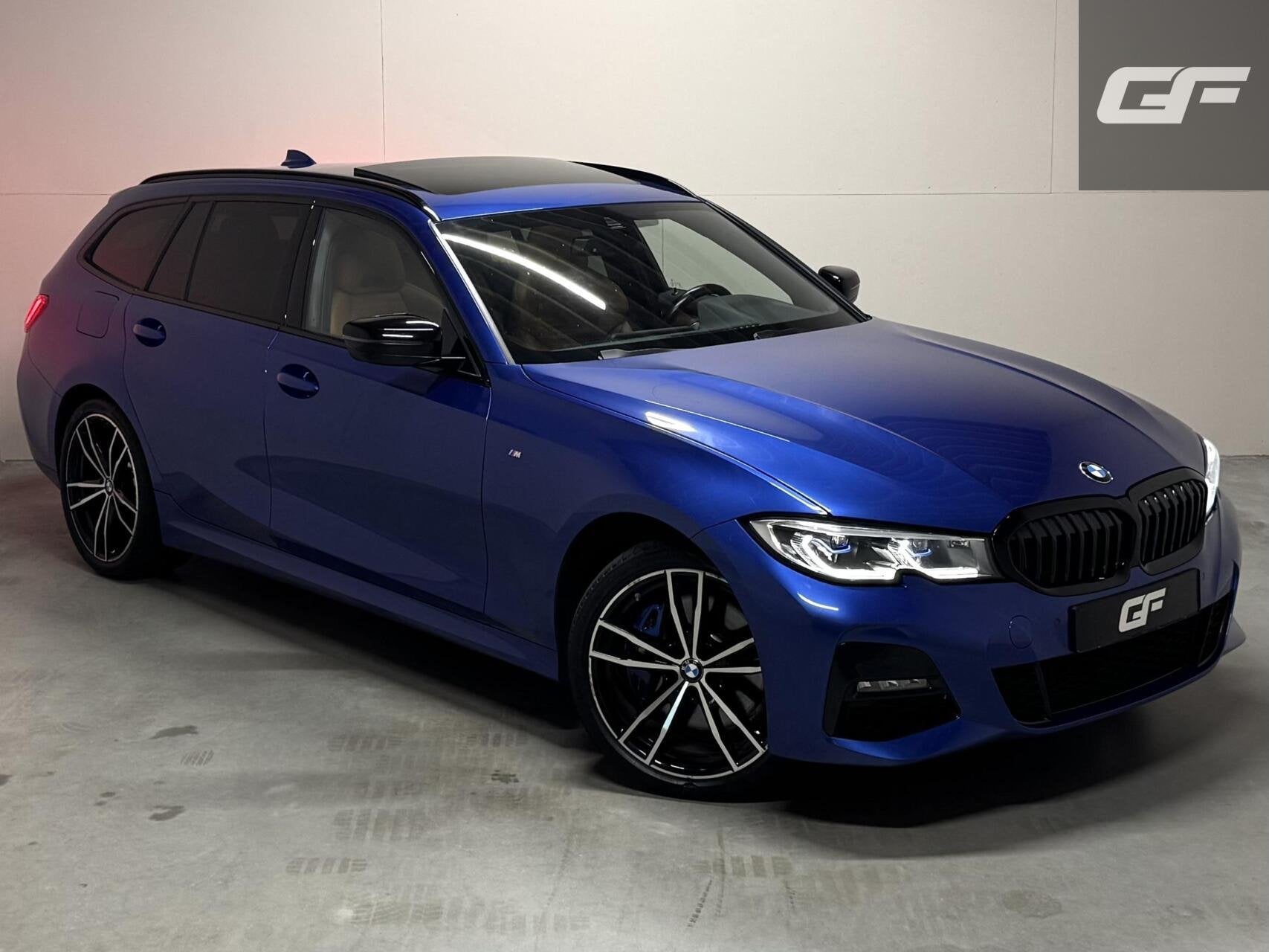 BMW 3-serie Touring 330e xDrive M-Sport Pano Laser Kuipstoel, Gebruikt, Euro 6, 4 cilinders, Blauw