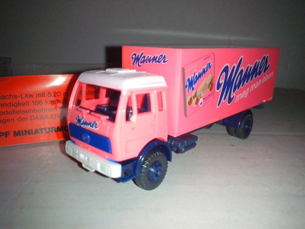 3x Mercedes Kühne & Nagel + Manner + Miniland + Karcher, Ophalen of Verzenden, Nieuw, Bus of Vrachtwagen, Herpa