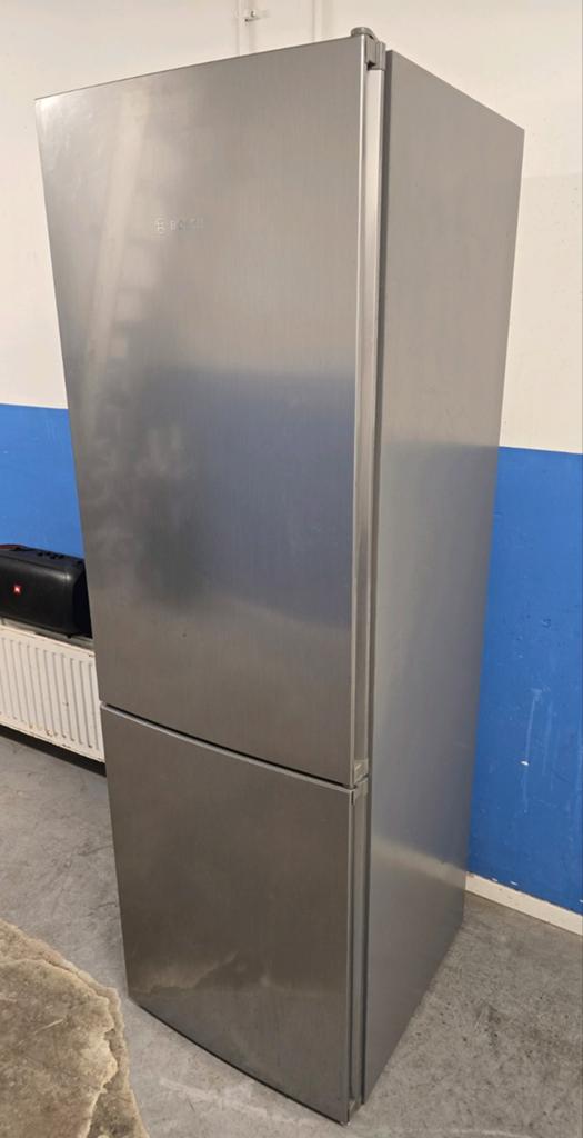 Bosch koelvriescombinatie | A+++ | No Frost | Gratis thuis ✅, Jirnsum, 200 liter of meer, 60 cm of meer, Met aparte vriezer