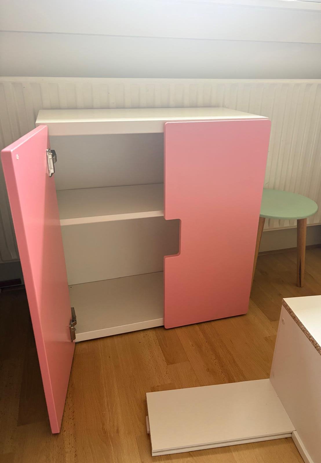 Boekenkastjes met roze deurtjes, Zo goed als nieuw, Minder dan 50 cm, Ophalen, Minder dan 90 cm