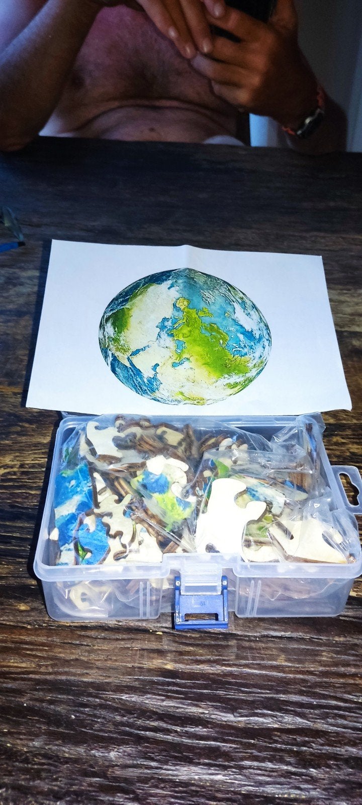 Houten puzzel - Wereldbol - A3 formaat, Ophalen of Verzenden, Minder dan 500 stukjes, Gebruikt, Legpuzzel