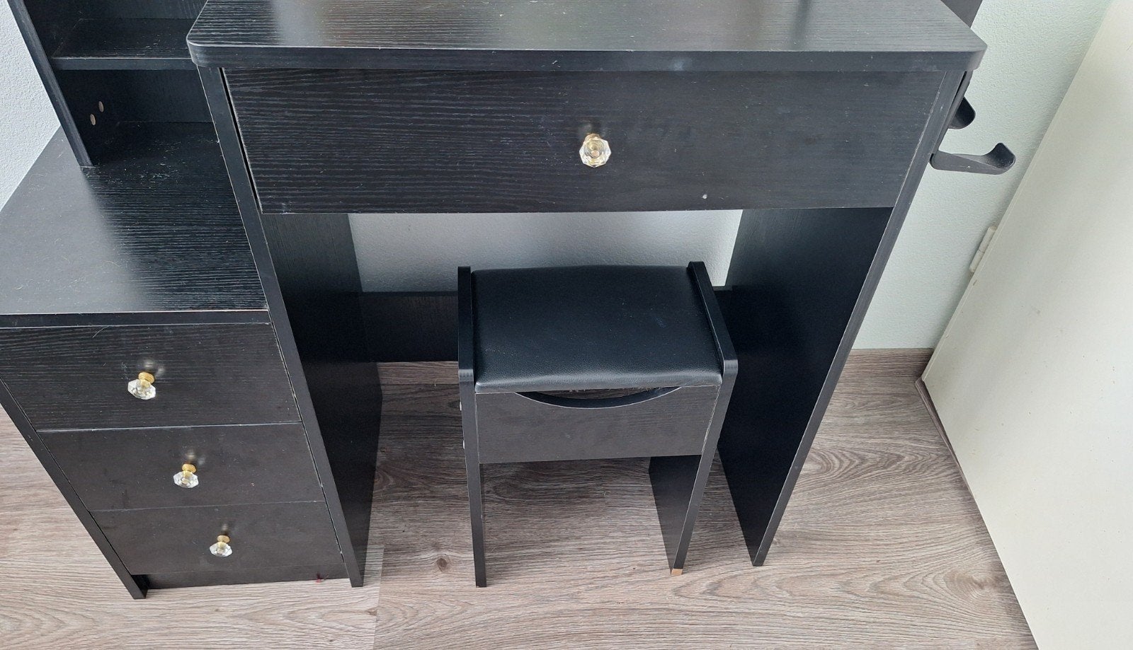Kaptafel met krukje en spiegellamp, Ophalen, Zo goed als nieuw, 50 tot 100 cm, 100 tot 150 cm