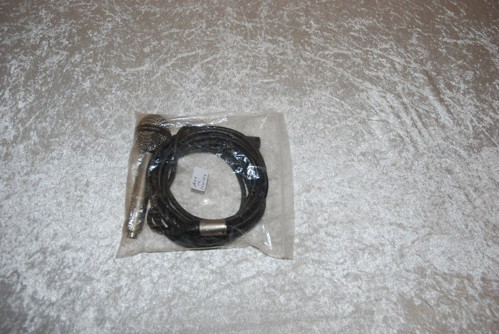akg mivcrofoon met kabel d707c  <26261654>, Gebruikt, ., Overige instrumenten, Ophalen of Verzenden