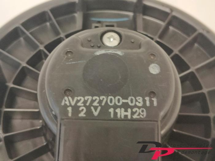 Kachel Ventilatiemotor van een Suzuki Swift, Gebruikt, -, -, Ophalen of Verzenden