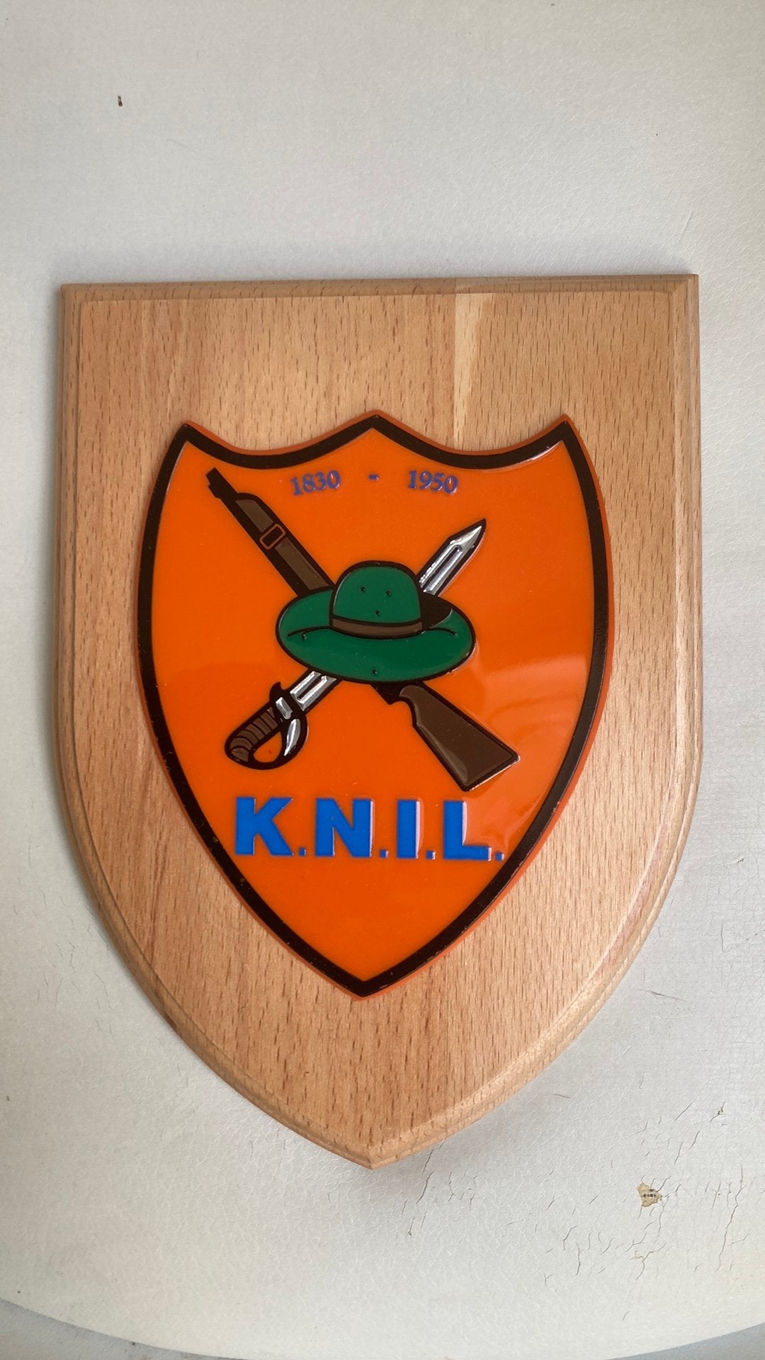 KNIL 1830-1950 schildje, Ophalen of Verzenden, Landmacht, Nederland, Embleem of Badge