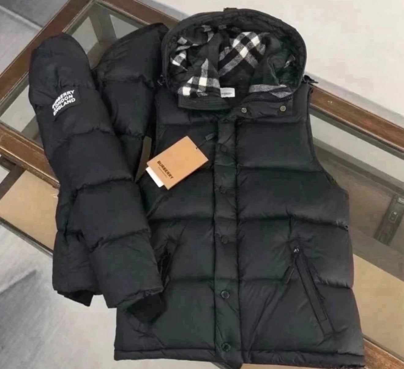 Burberry Puffer Jas/Bodywarmer - Zwart, Ophalen of Verzenden, Nieuw, Maat 48/50 (M), Zwart