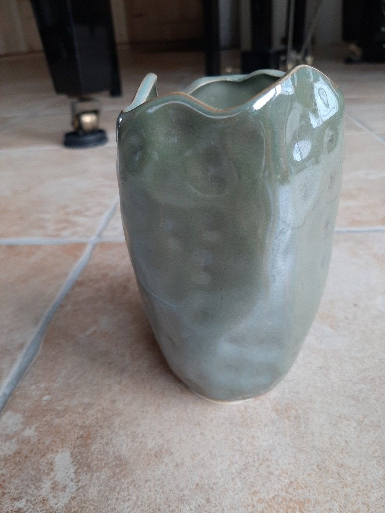 Des Pots prachtig groen vaasje. Nieuwstaat/ongebruikt, Huis en Inrichting, Woonaccessoires | Vazen, Handgemaakt, Nieuw, Steen/keramiek
