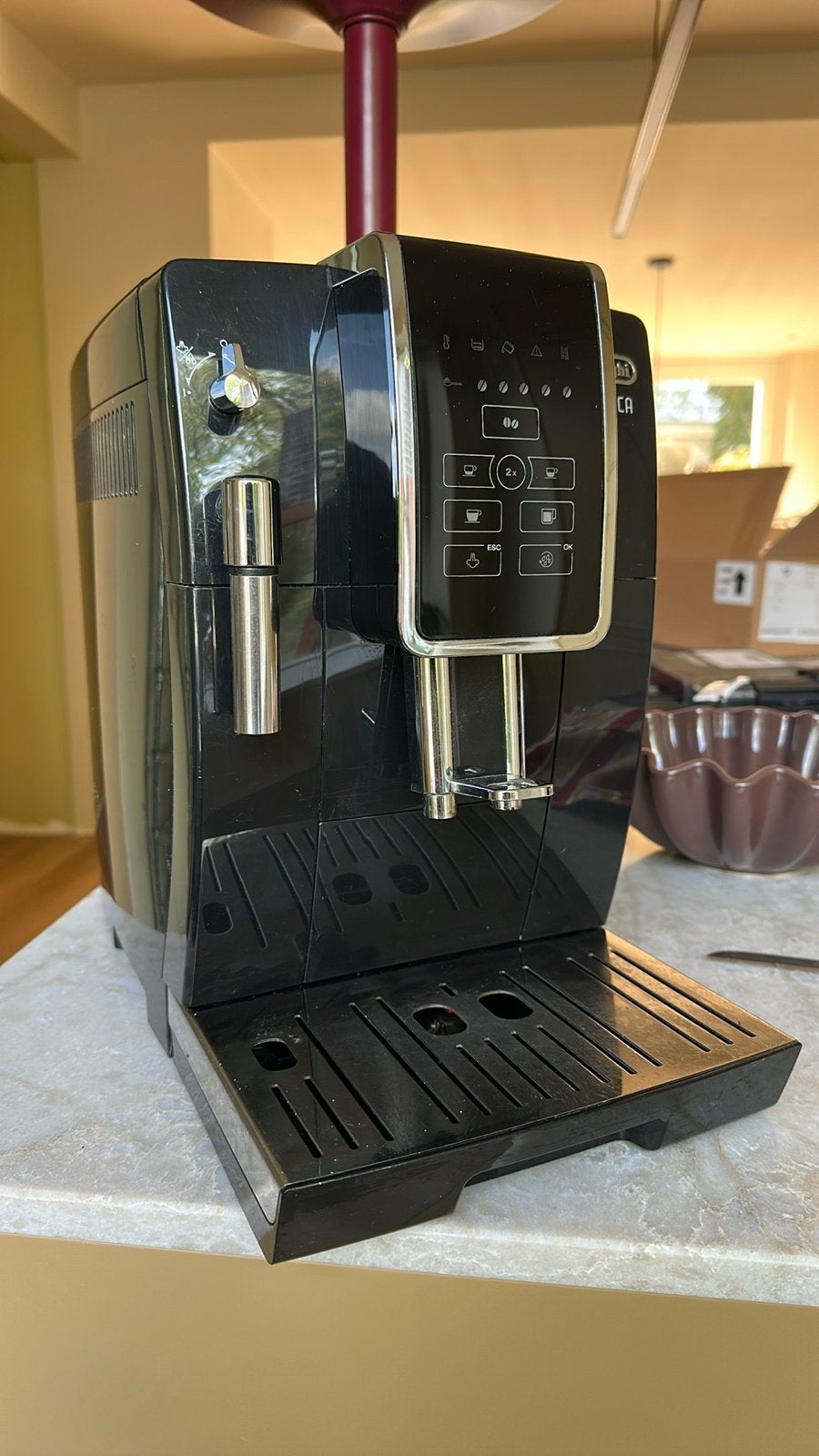DeLonghi Dinamica volautomatische espresso-/koffiemachine, Witgoed en Apparatuur, Gebruikt, Espresso apparaat, Koffiebonen, Ophalen