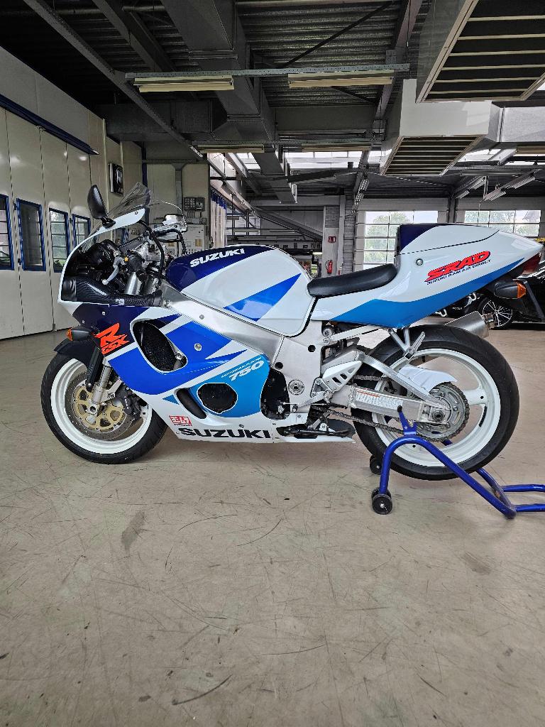 Suzuki SRAD 750cc, 750 cc, 4 cilinders, Gebruikt, Super Sport