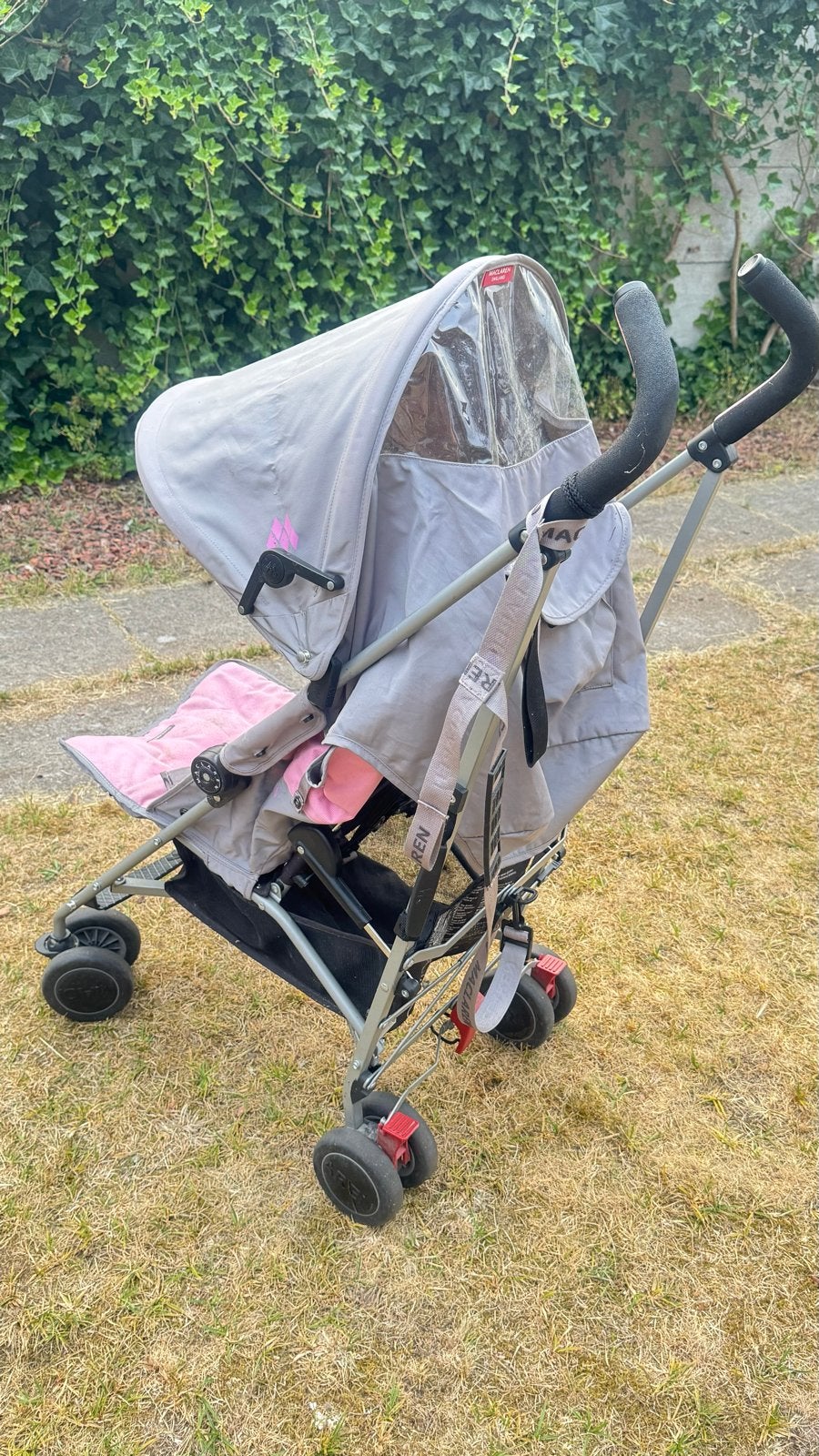 Maclaren buggy met regenhoes en zonnekap, Ophalen, Gebruikt, Maclaren, Regenhoes
