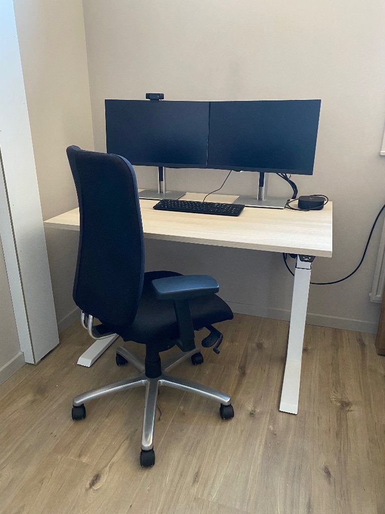Complete thuiswerkplek met zit-sta bureau en toebehoren, Ophalen, Zit-sta bureau, 120 cm, Bruin